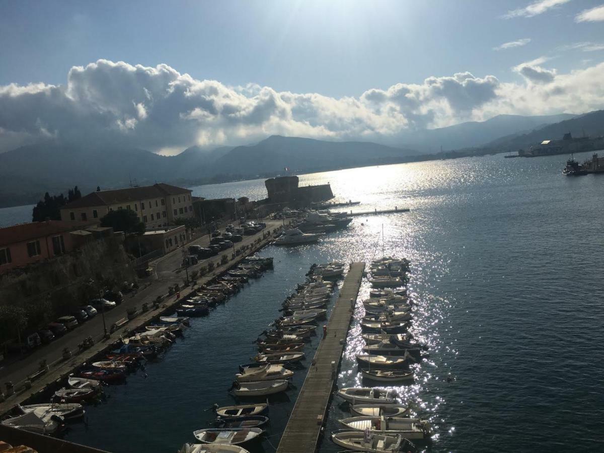 Le Stanze sul Mare Hotel Portoferraio Esterno foto